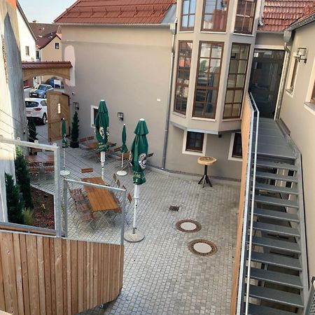 Hotelgasthof Kirchenwirt Schierling Kültér fotó