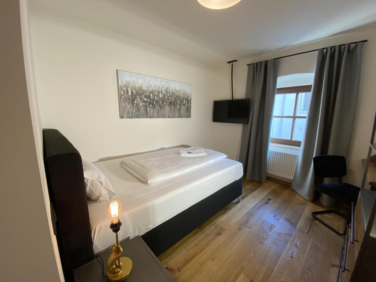 Hotelgasthof Kirchenwirt Schierling Kültér fotó