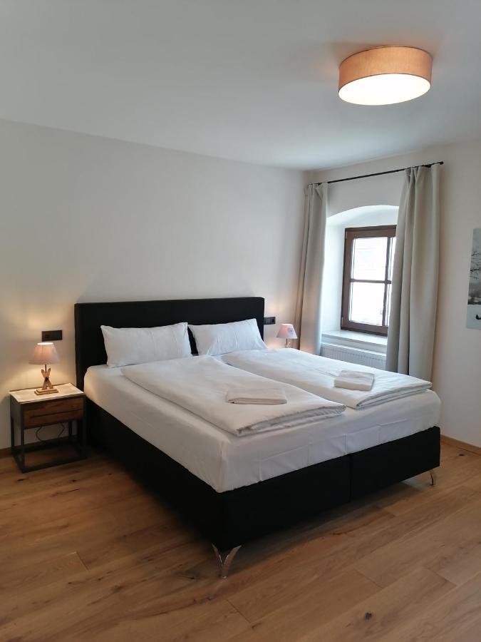 Hotelgasthof Kirchenwirt Schierling Kültér fotó